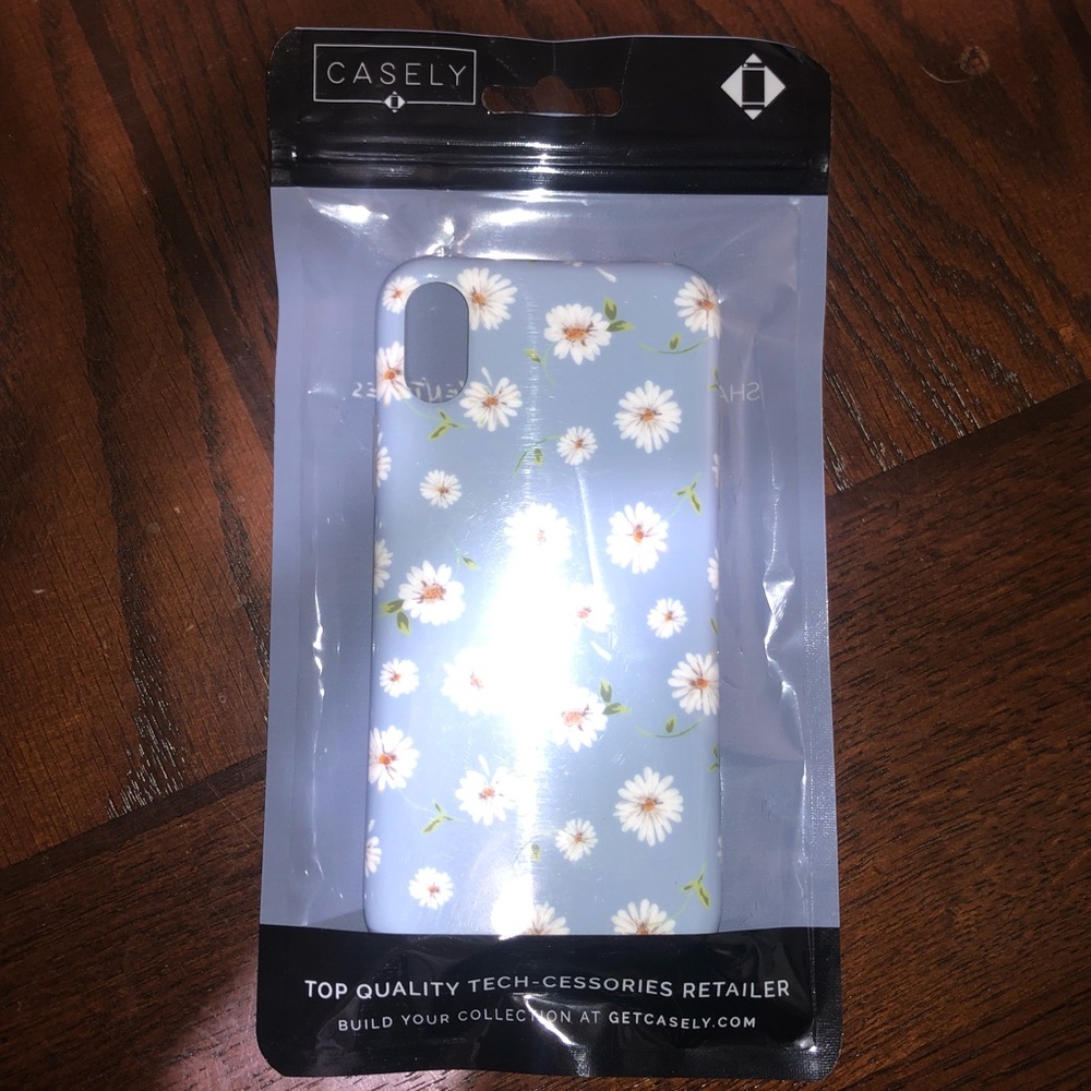 UNOPENED Blue Daisy iPhone X/XS Case